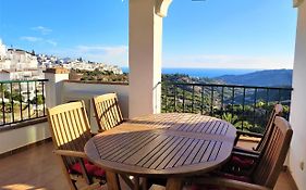 Lovely 2 Bedroom Apartment With Sea View, Frigiliana